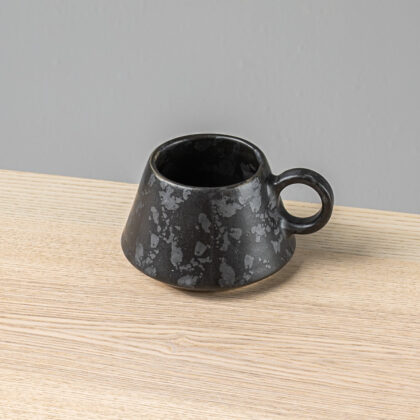 Taza Angular 12oz-Negro Lumbre y Negro Mate