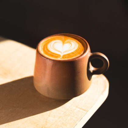 FLAT WHITE