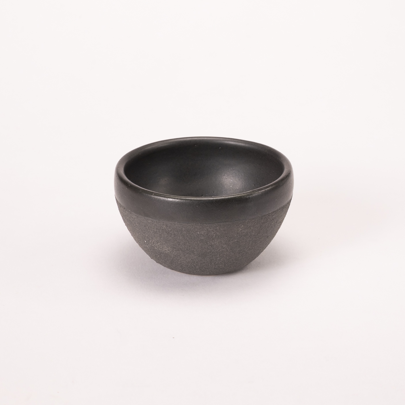 Tazon Cuenco 12oz-Engobe negro mitad Negro Mate